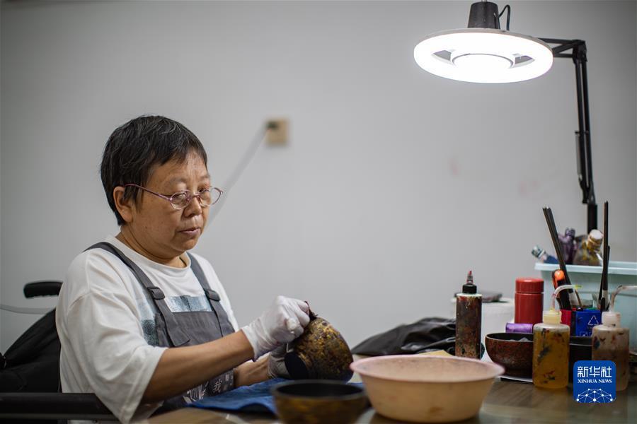 英皇网址是多少